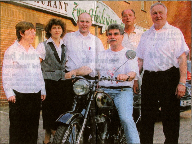 100 Triumph-Freunde in Mulmshorn